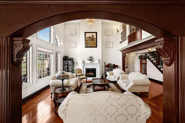 3312 Augusta Lane, Onalaska, WI 54650