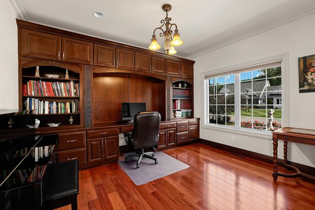 3312 Augusta Lane, Onalaska, WI 54650