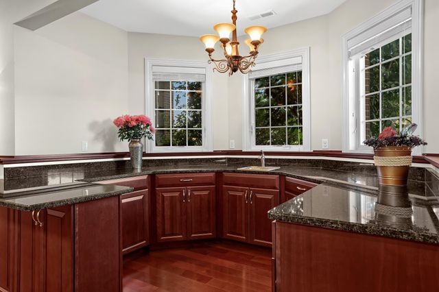 3312 Augusta Lane, Onalaska, WI 54650