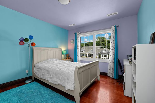 3312 Augusta Lane, Onalaska, WI 54650