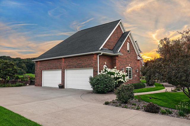 3312 Augusta Lane, Onalaska, WI 54650