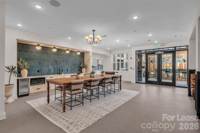 9821 Research Drive Leopold-B1, Charlotte, NC 28262