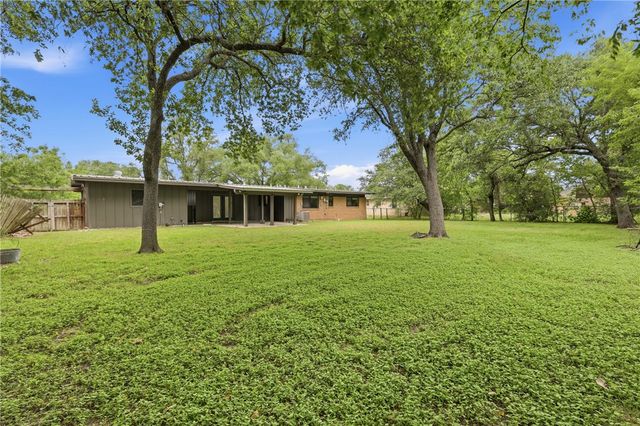 1304 Leacrest Drive, College Station, TX 77840