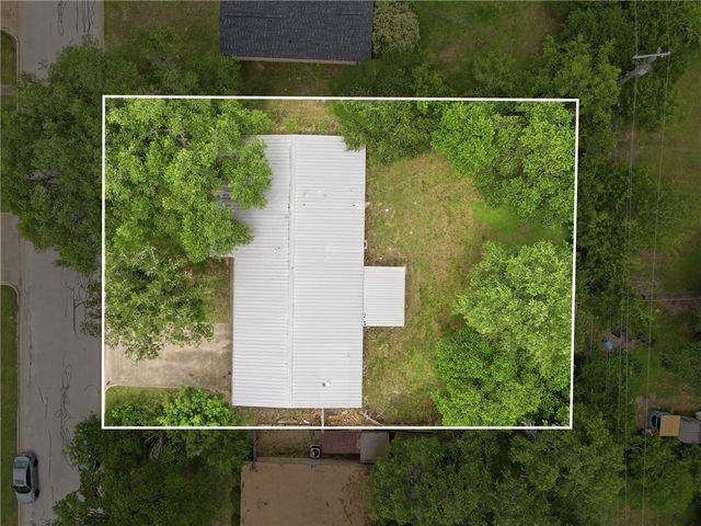 1304 Leacrest Drive, College Station, TX 77840