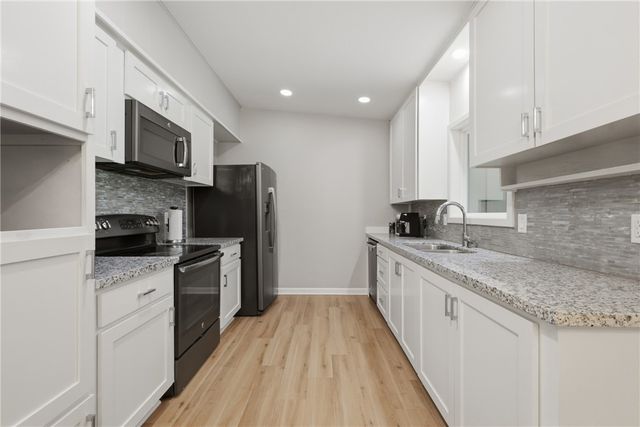 1304 Leacrest Drive, College Station, TX 77840