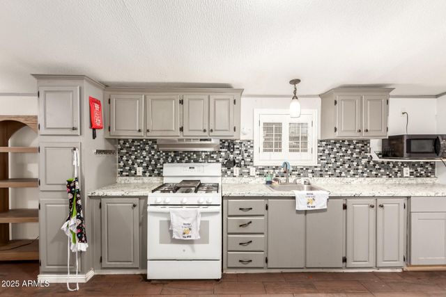 5601 W MISSOURI Avenue 254, Glendale, AZ 85301