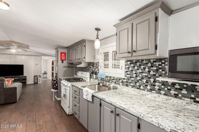 5601 W MISSOURI Avenue 254, Glendale, AZ 85301