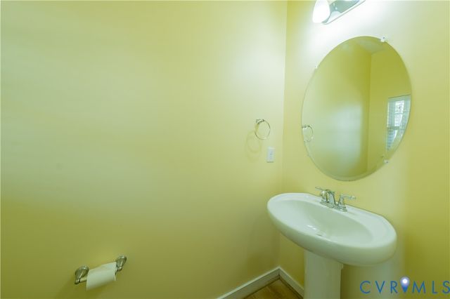 8004 Rutland Village Dr, Hanover, VA 23116