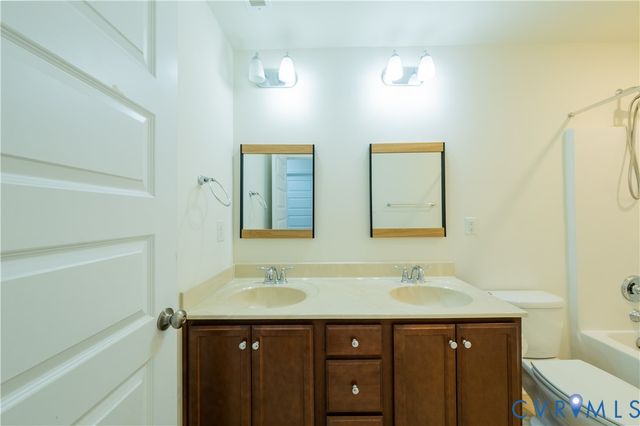 8004 Rutland Village Dr, Hanover, VA 23116