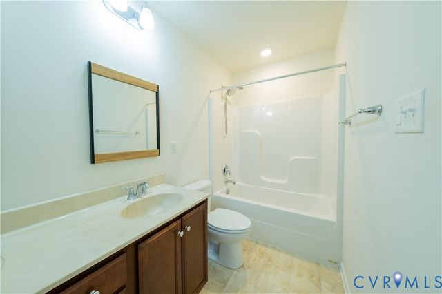 8004 Rutland Village Dr, Hanover, VA 23116