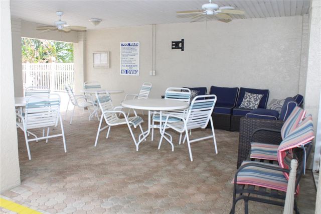 10780 43RD STREET N 701, Clearwater, FL 33762