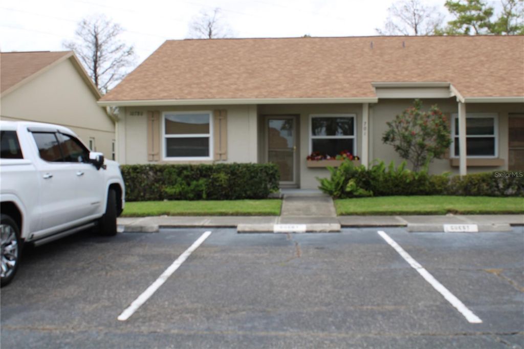 10780 43RD STREET N 701, Clearwater, FL 33762