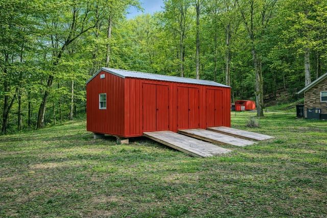 1783 Agnew Rd, Pulaski, TN 38478