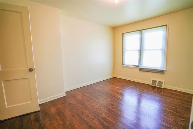 17199 Meyers Road, Detroit, MI 48235