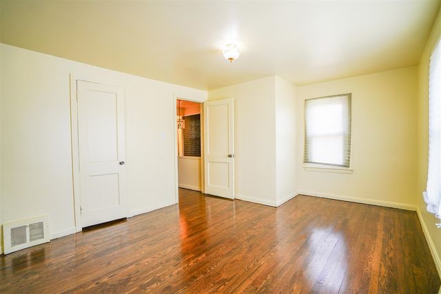 17199 Meyers Road, Detroit, MI 48235