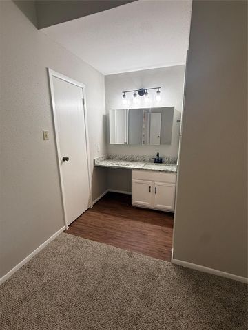 923 Carrell Street D, Tomball, TX 77375