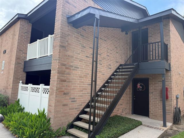 923 Carrell Street D, Tomball, TX 77375