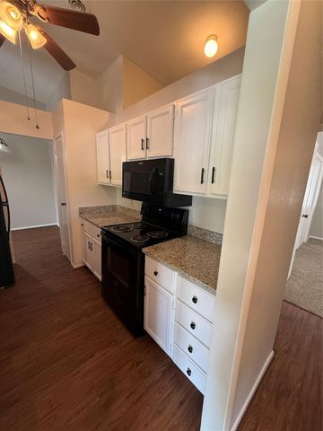 923 Carrell Street D, Tomball, TX 77375
