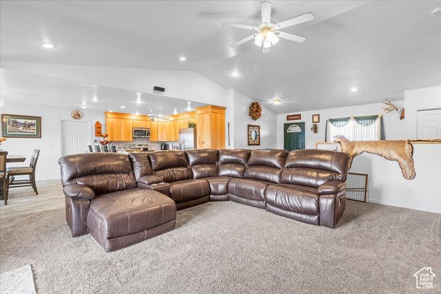 170 E 400 N, Mt Pleasant, UT 84647