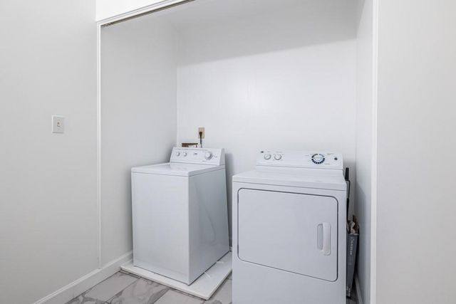 27301 NE Plantation Drive 301, Atlanta, GA 30324