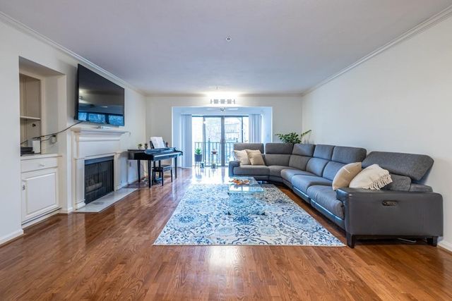 27301 NE Plantation Drive 301, Atlanta, GA 30324