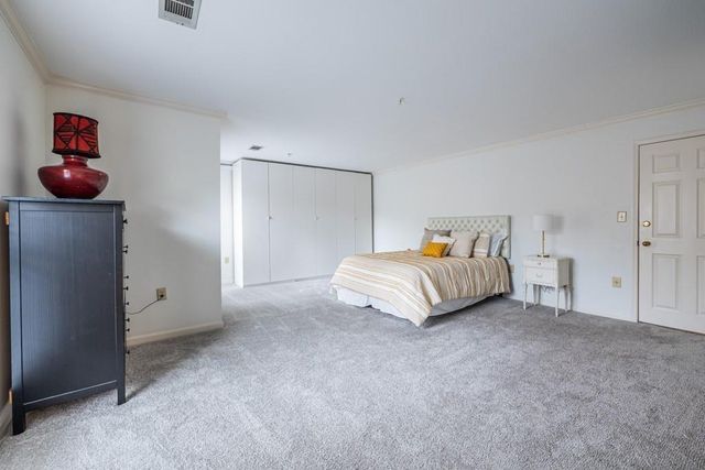 27301 NE Plantation Drive 301, Atlanta, GA 30324