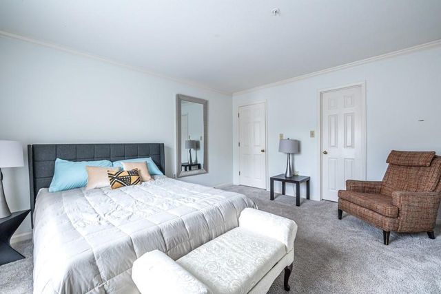 27301 NE Plantation Drive 301, Atlanta, GA 30324