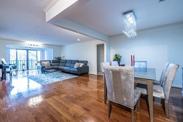 27301 NE Plantation Drive 301, Atlanta, GA 30324