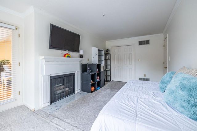 27301 NE Plantation Drive 301, Atlanta, GA 30324