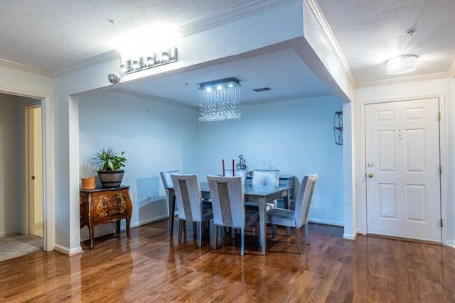 27301 NE Plantation Drive 301, Atlanta, GA 30324