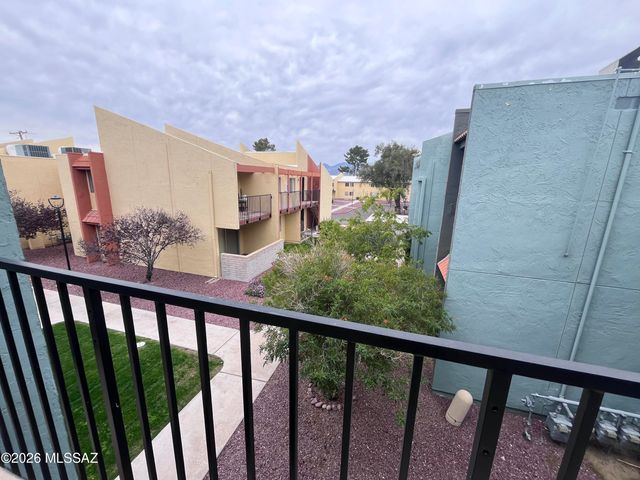 836 S Langley Avenue, Tucson, AZ 85710