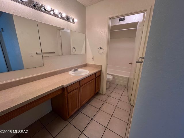 836 S Langley Avenue, Tucson, AZ 85710