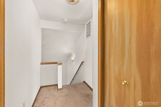 5045 Carole Drive NE, Olympia, WA 98516