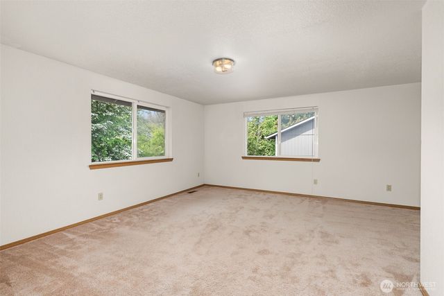 5045 Carole Drive NE, Olympia, WA 98516