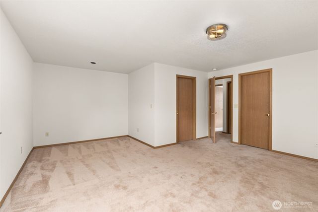 5045 Carole Drive NE, Olympia, WA 98516