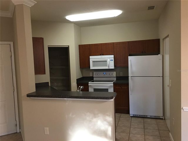 2171 PORTOFINO PLACE 27-2717, Palm Harbor, FL 34683