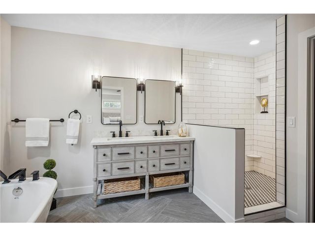 2249 11th Street, White Bear Lake, MN 55110