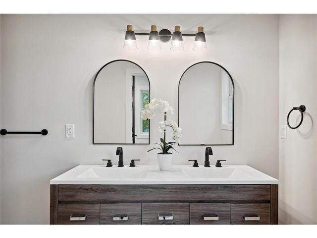 2249 11th Street, White Bear Lake, MN 55110