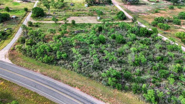 000 Hwy 71 Highway, Valley Spring, TX 76885