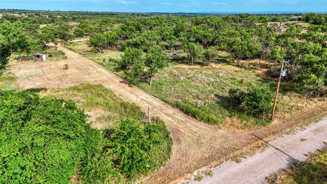 000 Hwy 71 Highway, Valley Spring, TX 76885