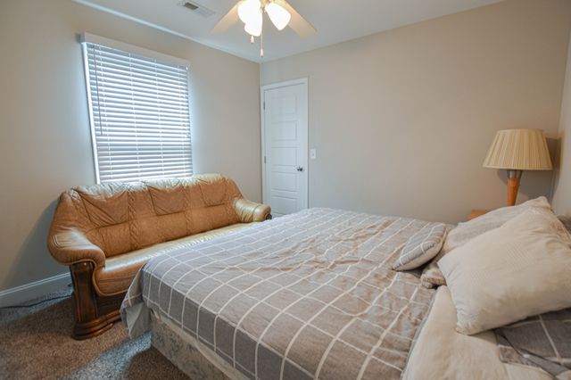 436 Kinslow Court, Clarksville, TN 37040