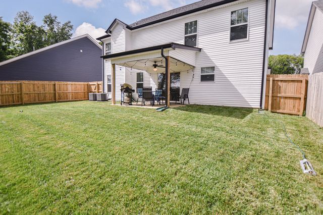 436 Kinslow Court, Clarksville, TN 37040