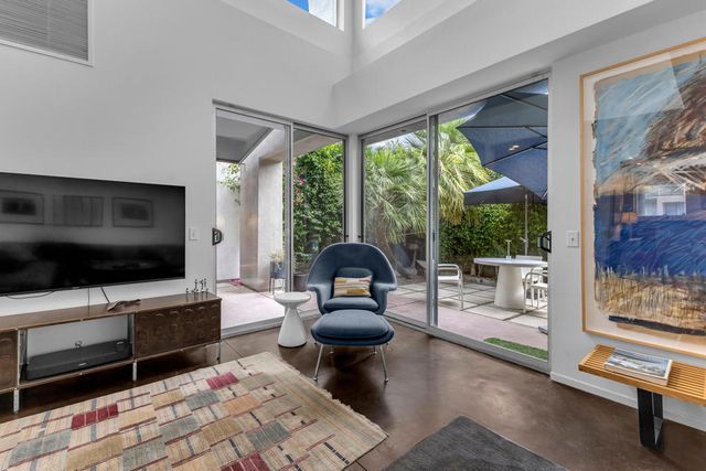 3574 Penny Lane, Palm Springs, CA 92262