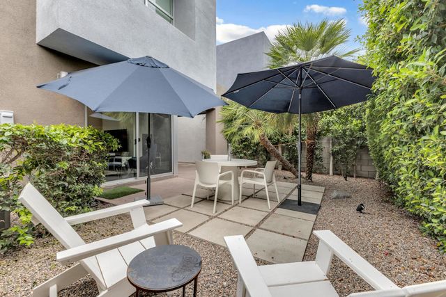 3574 Penny Lane, Palm Springs, CA 92262