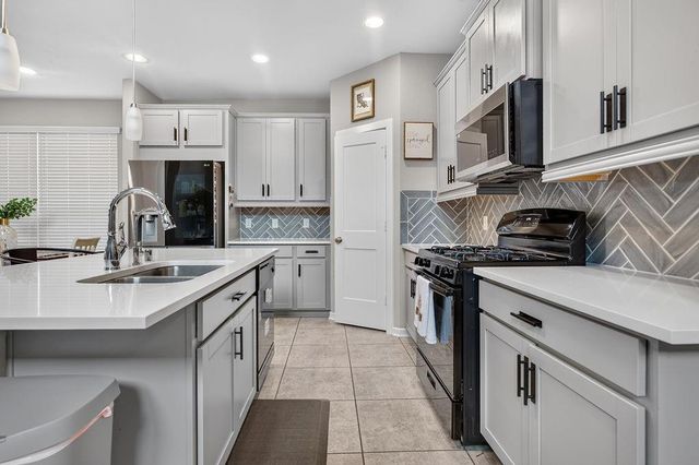 6115 Dovetail Cliff Court, Katy, TX 77493