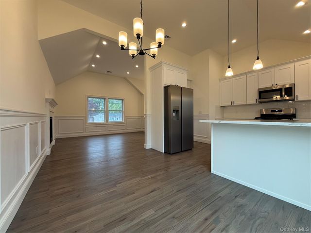129 Southaven Avenue, Mastic, NY 11950