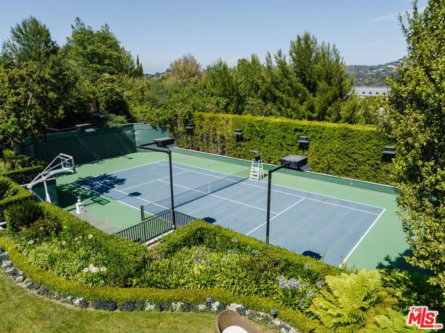 24 Beverly Park Terrace, Beverly Hills, CA 90210