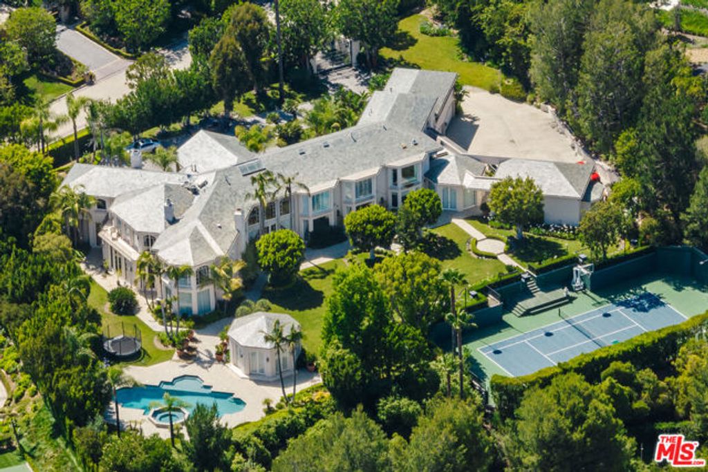 24 Beverly Park Terrace, Beverly Hills, CA 90210