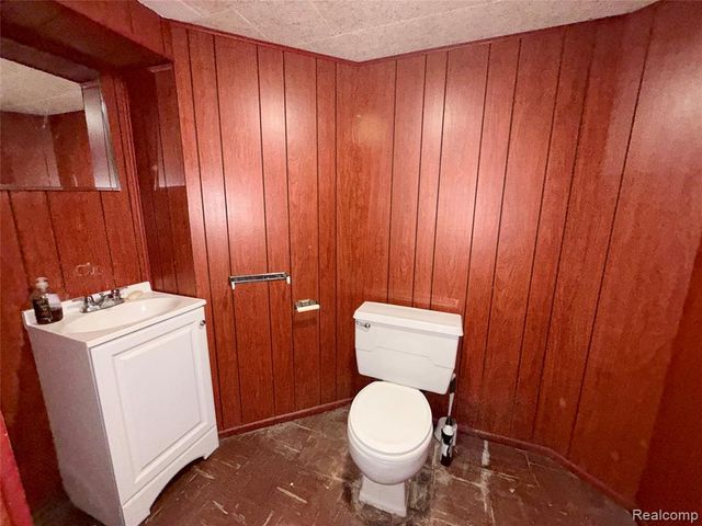 17167 Freeland Street, Detroit, MI 48235
