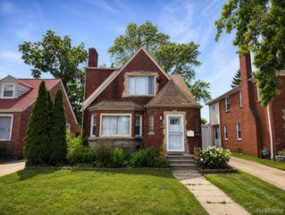 17167 Freeland Street, Detroit, MI 48235